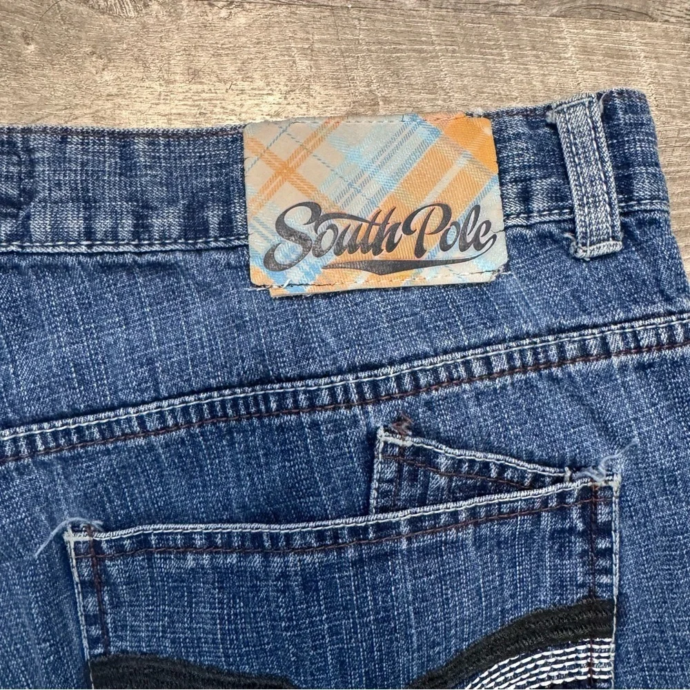 Y2K Southpole Medium Wash Straight Leg Embroidered Loose Fit Jeans Mens Sz. 42
